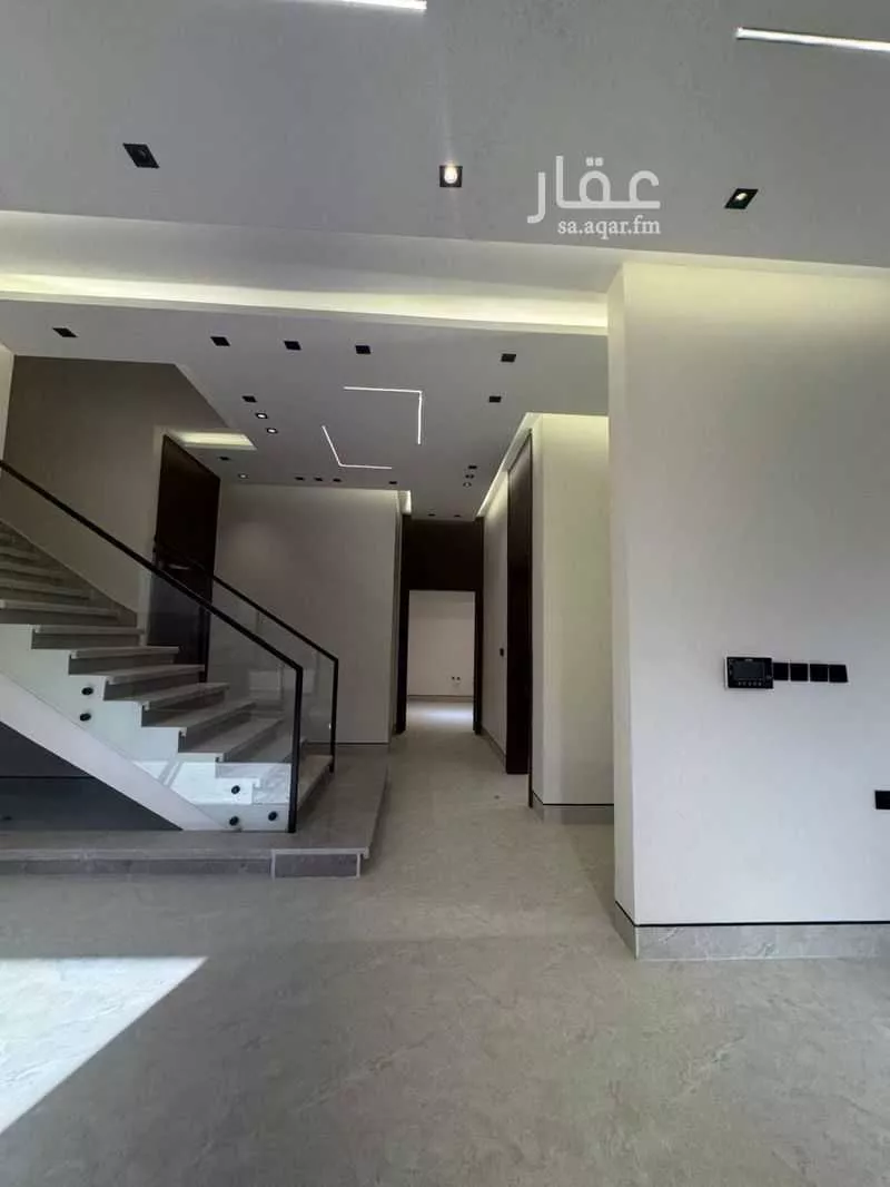 7 bedroom villa in Al Rimal 7