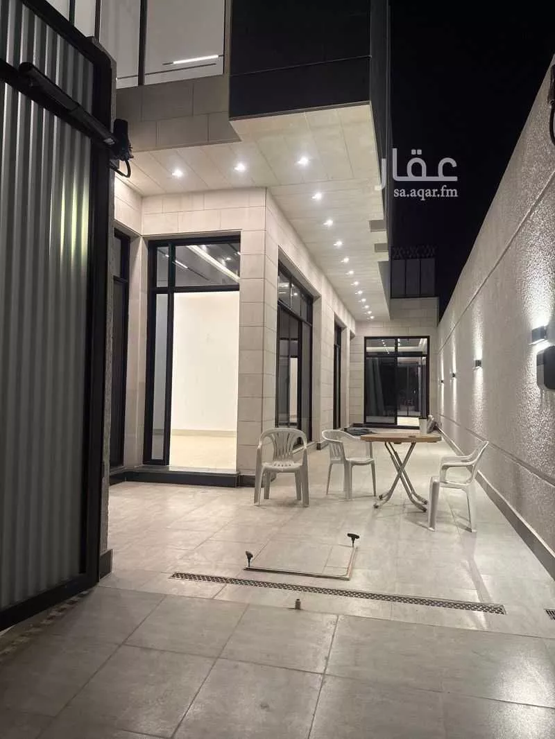 6 bedroom villa in Al Khaleej 2