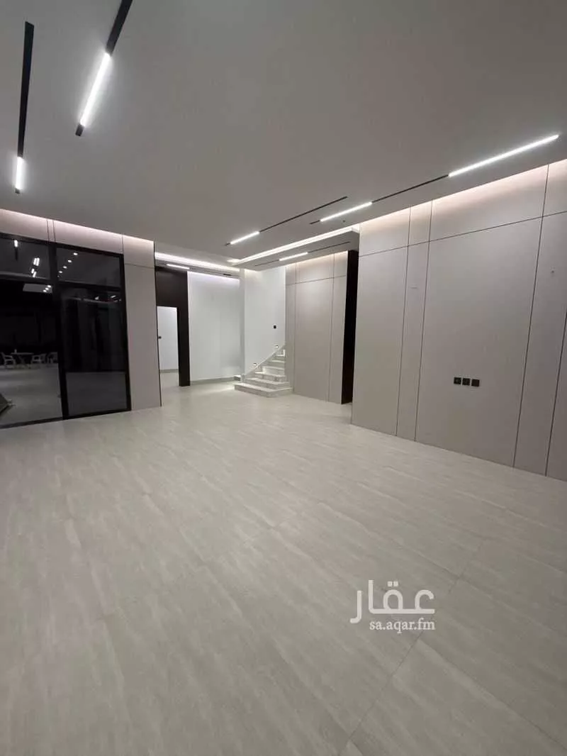 6 bedroom villa in Al Khaleej 5
