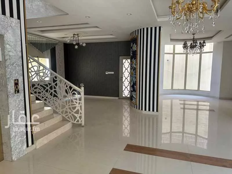 5 bedroom villa in Al Yasmin 12