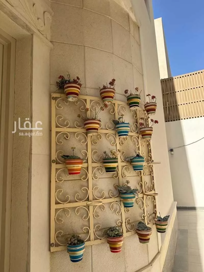 5 bedroom villa in Al Yasmin 14