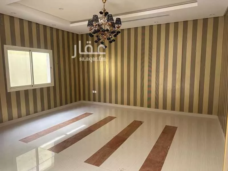 5 bedroom villa in Al Yasmin 4