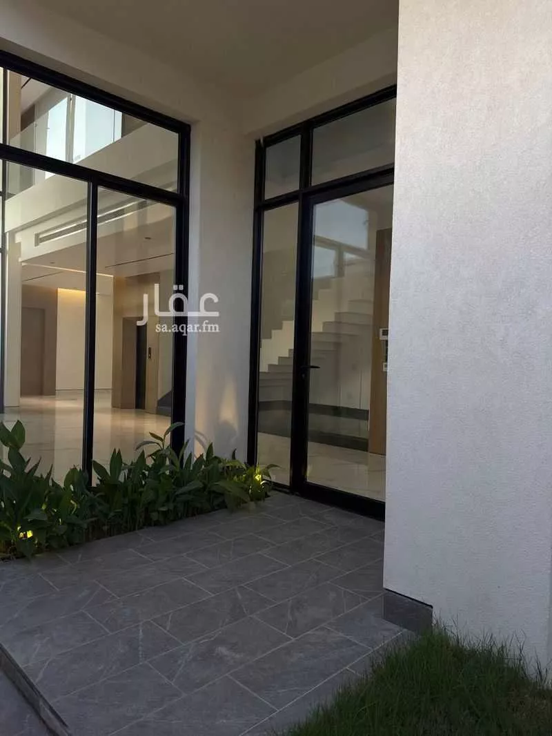 5 bedroom villa in Al Narjis 9