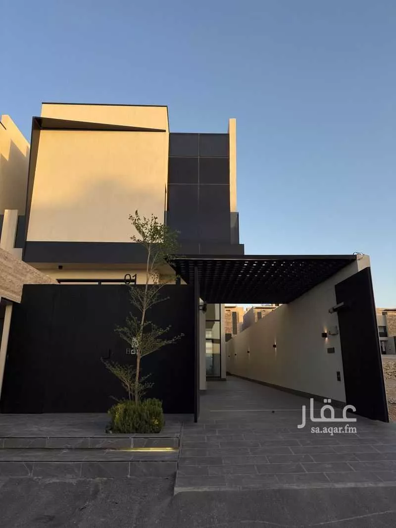5 bedroom villa in Al Narjis 2
