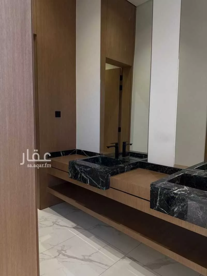 5 bedroom villa in Al Narjis 10
