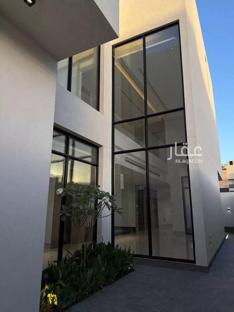 5 bedroom villa in Al Narjis 3