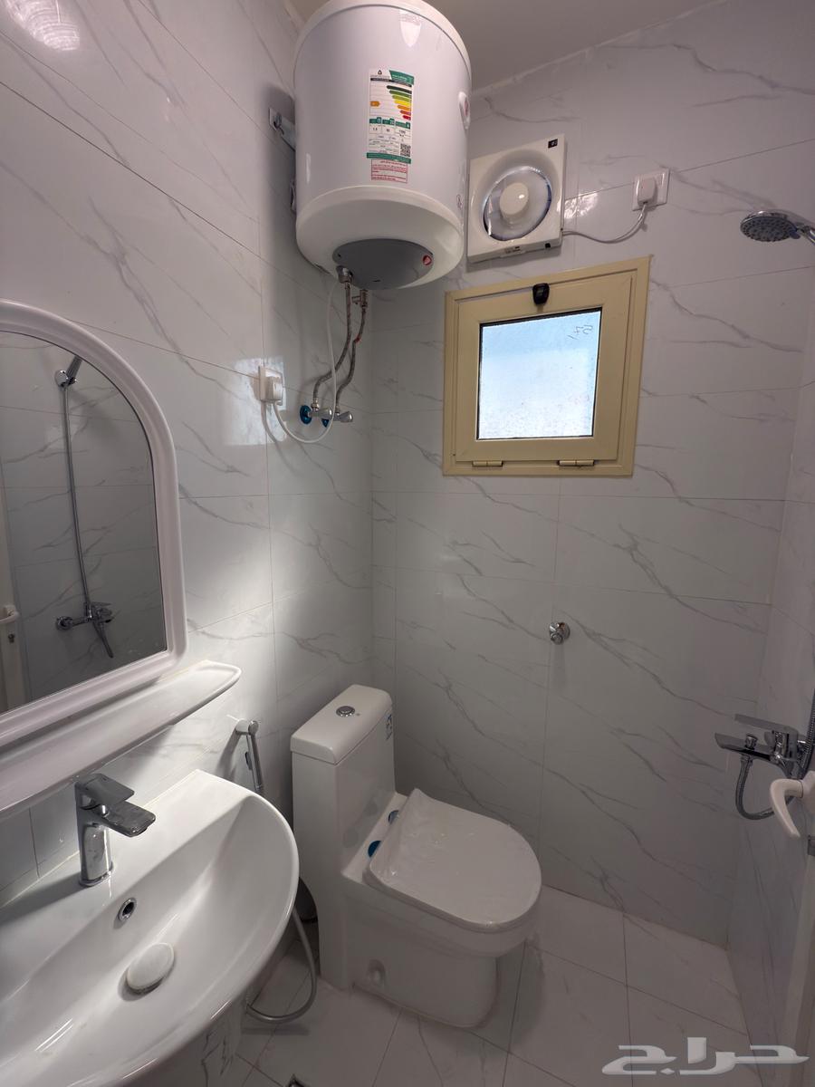 3 bedroom apartment in Al Thuqbah, Eastern Province 5
