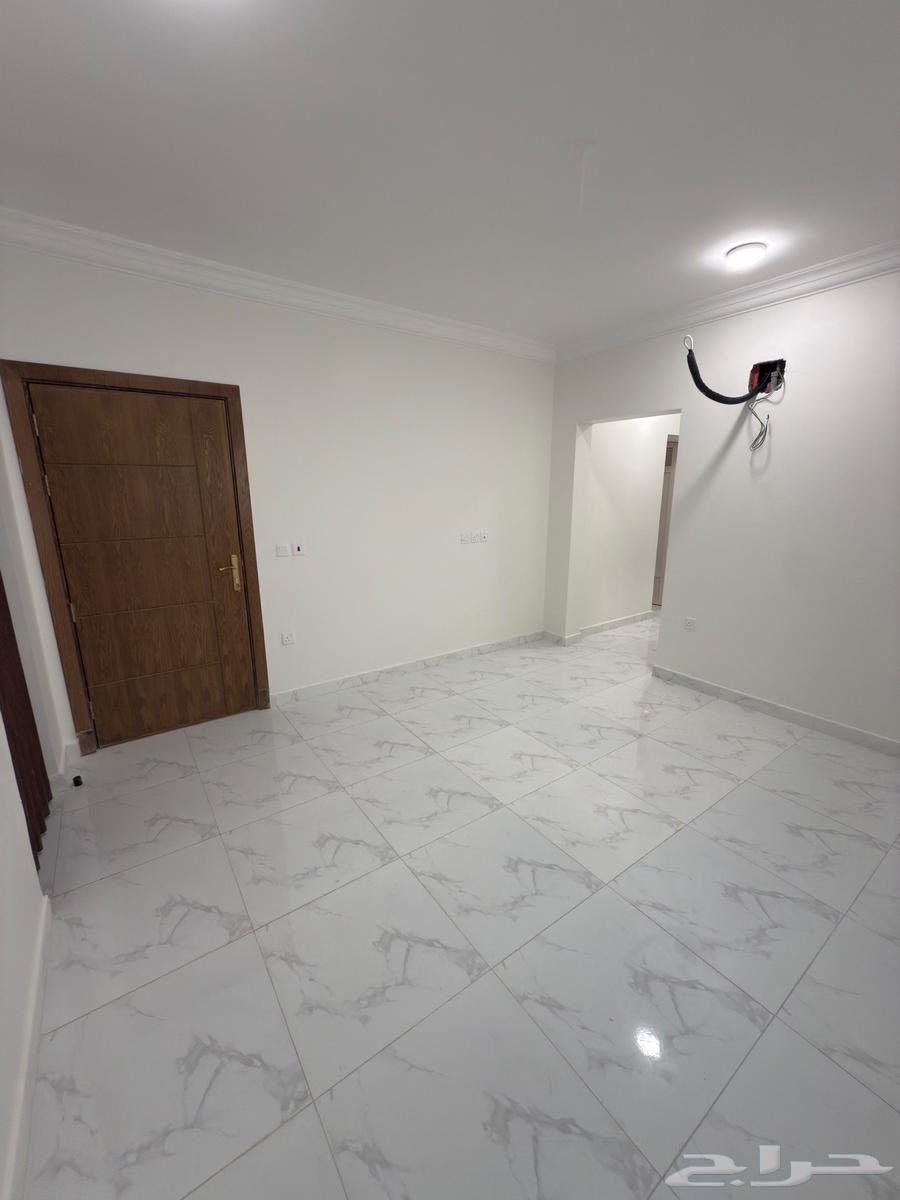 3 bedroom apartment in Al Thuqbah, Eastern Province 9