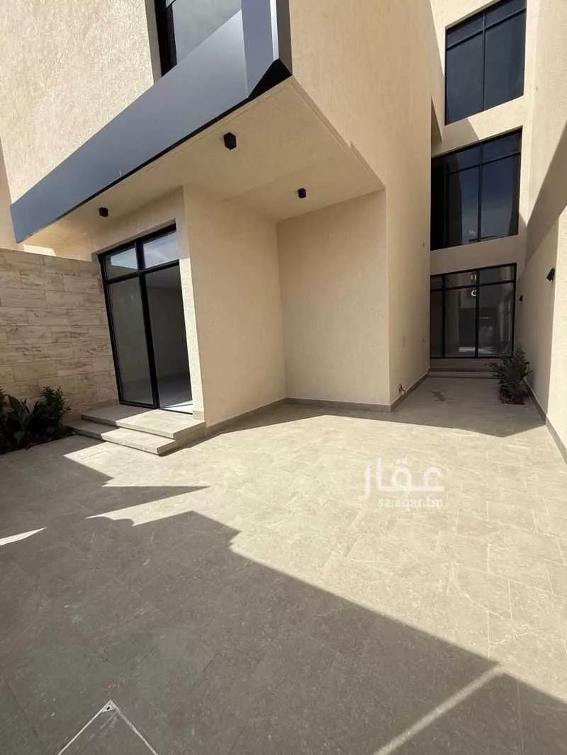 6 bedroom villa in Al Narjis 5