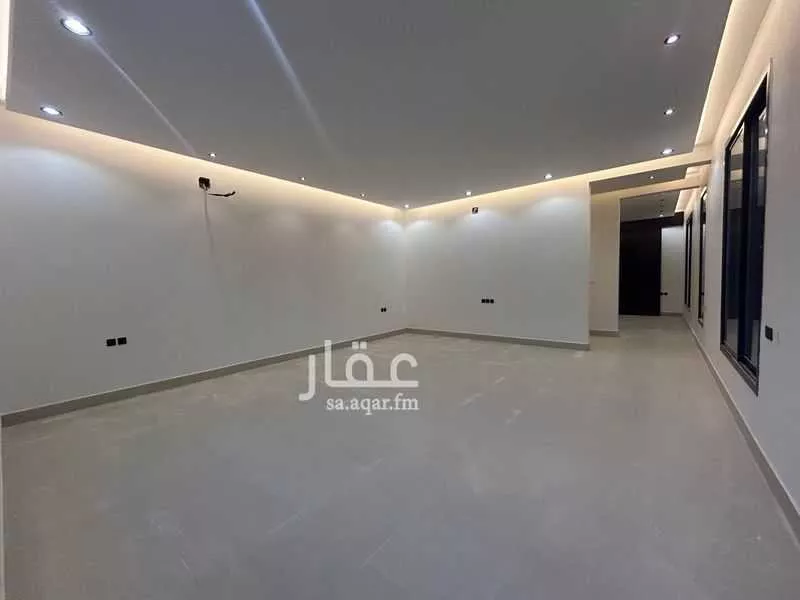 فيلا 5 غرف في العارض 3