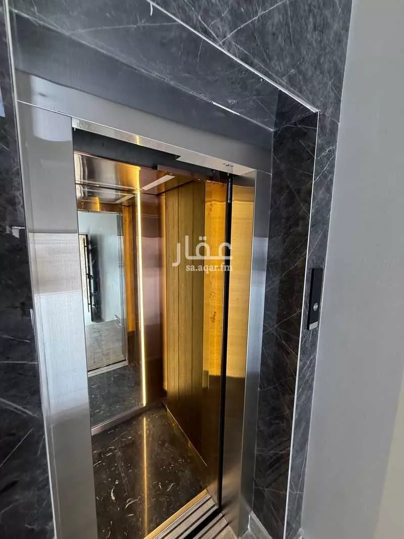 7 bedroom villa in Al Khaleej, Riyadh 11