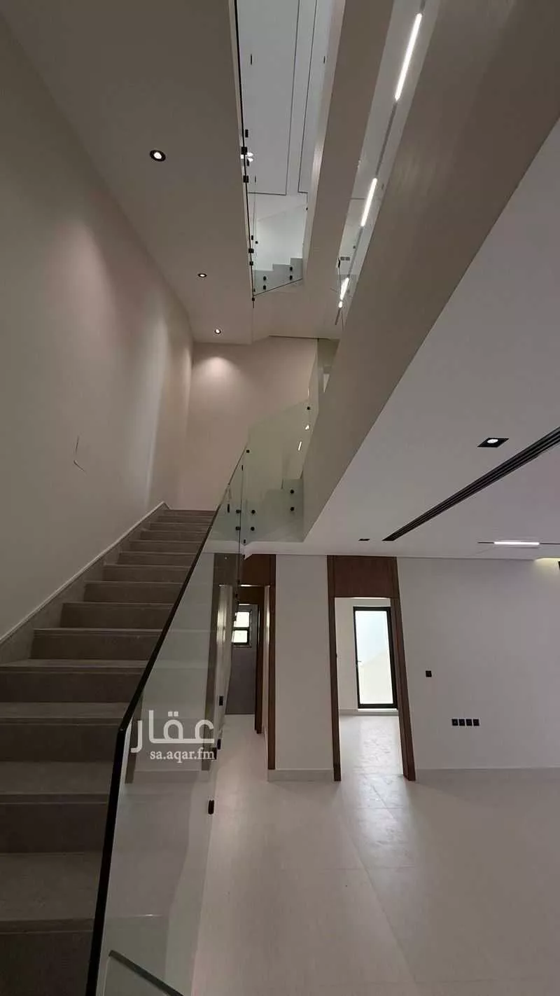 5 bedroom villa in Al Narjis 11