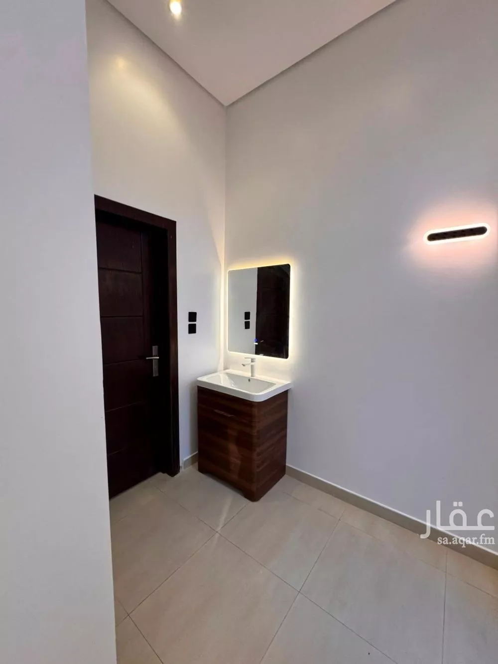 4 bedroom villa in Al Mahdiyyah, Riyadh 5