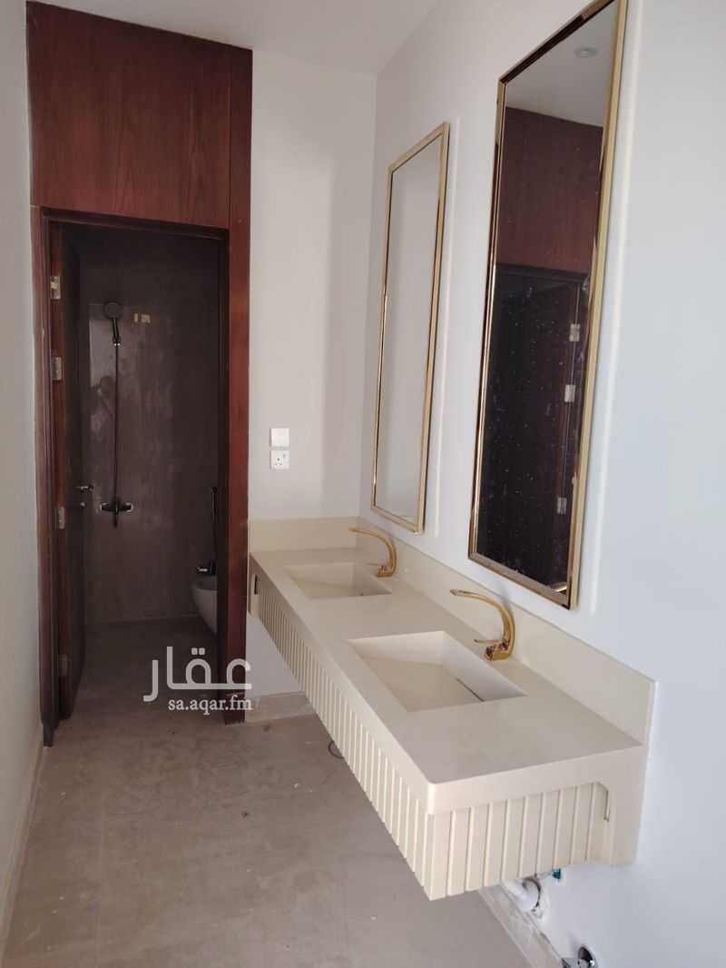 5 bedroom villa in Al Mahdiyyah, Riyadh 12