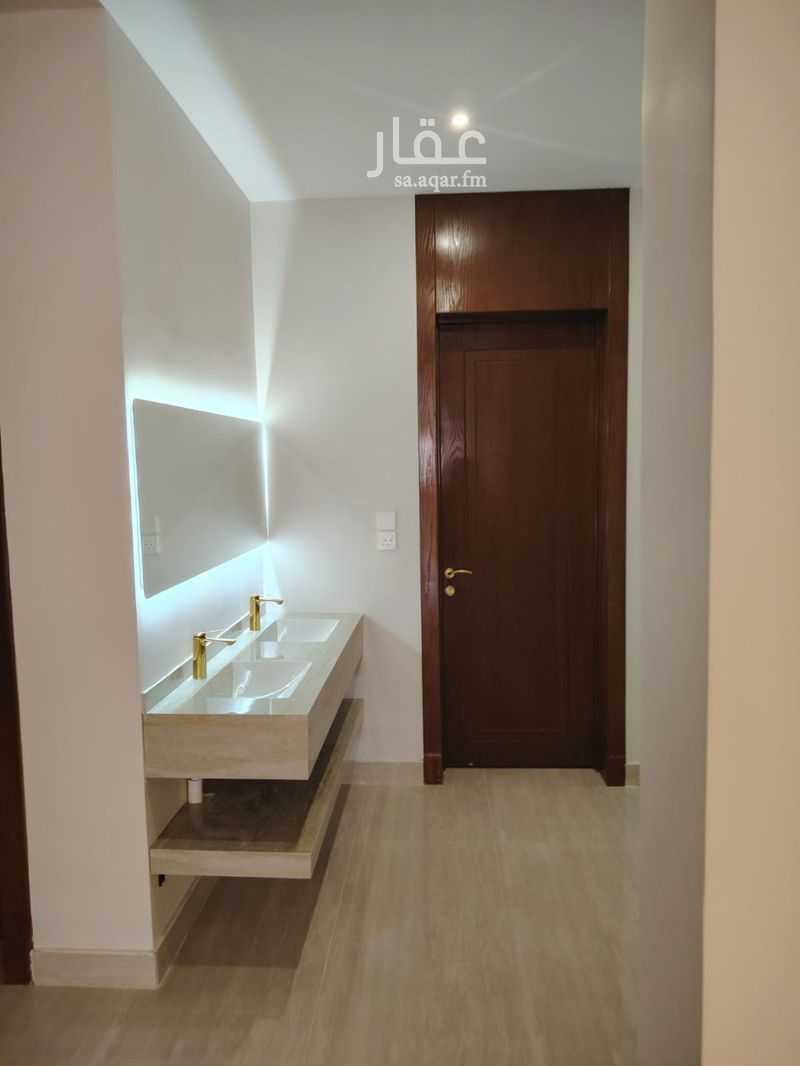 5 bedroom villa in Al Mahdiyyah, Riyadh 3