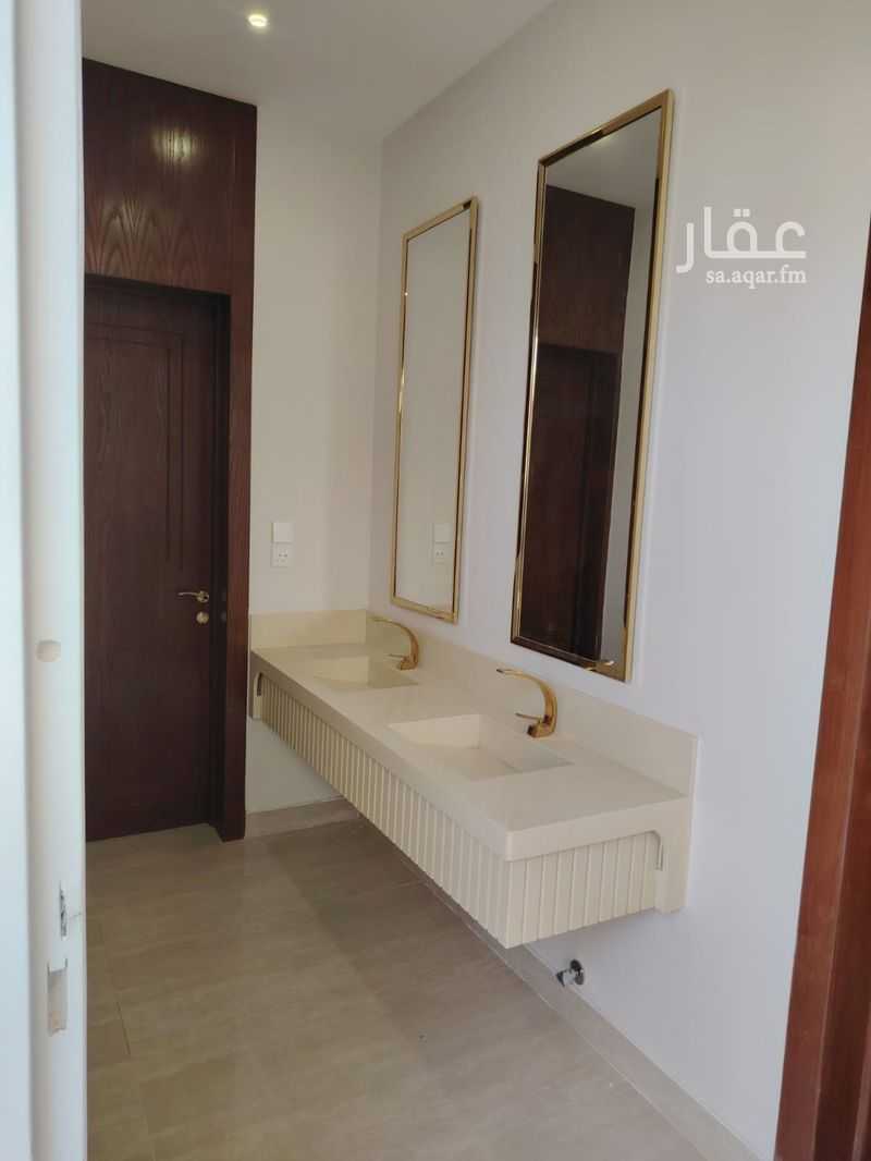 5 bedroom villa in Al Mahdiyyah, Riyadh 2