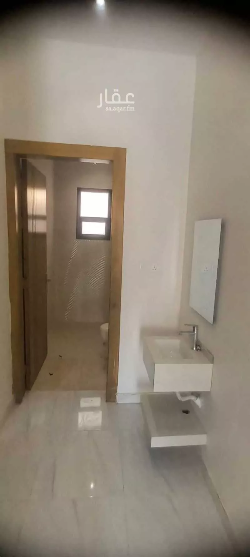 فيلا 7 غرف في عريض 4