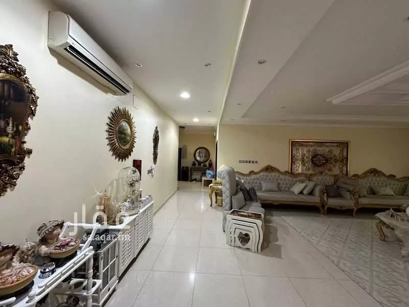 8 bedroom villa in Al Hazm 2