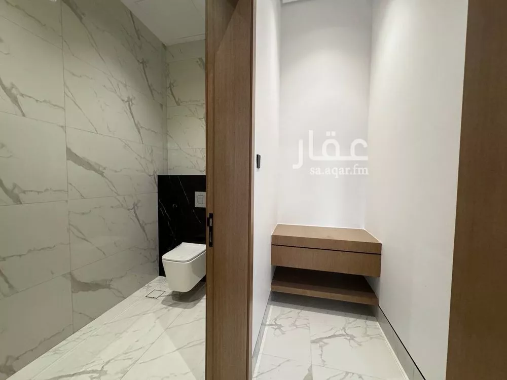 5 bedroom villa in Al Narjis 14