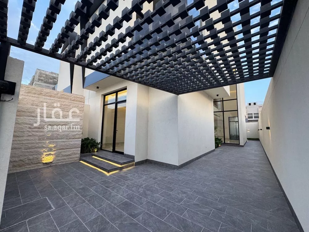 5 bedroom villa in Al Narjis 3