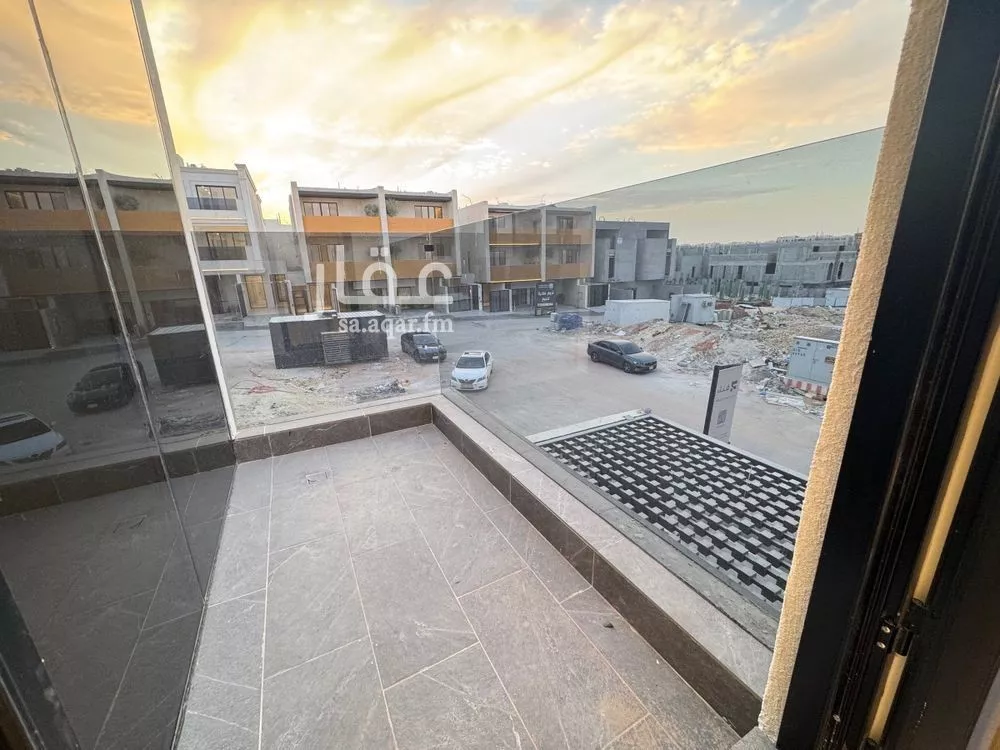 5 bedroom villa in Al Narjis 23