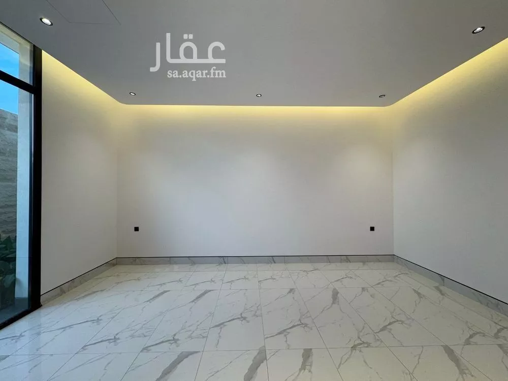 5 bedroom villa in Al Narjis 8