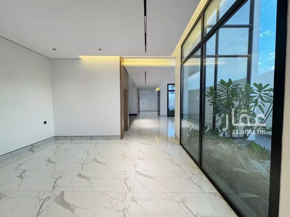 5 bedroom villa in Al Narjis 9