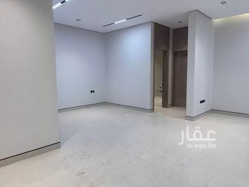 6 bedroom villa in Al Janadriyah 8