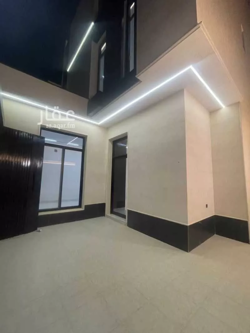 9 bedroom villa in Ash Sharq 3