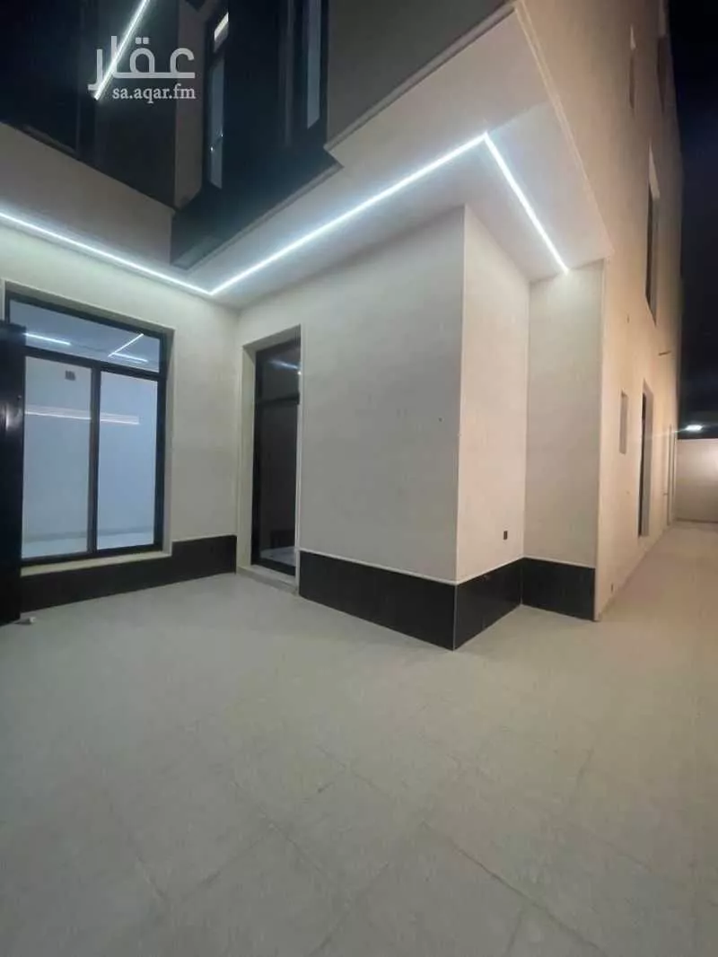 9 bedroom villa in Ash Sharq 4
