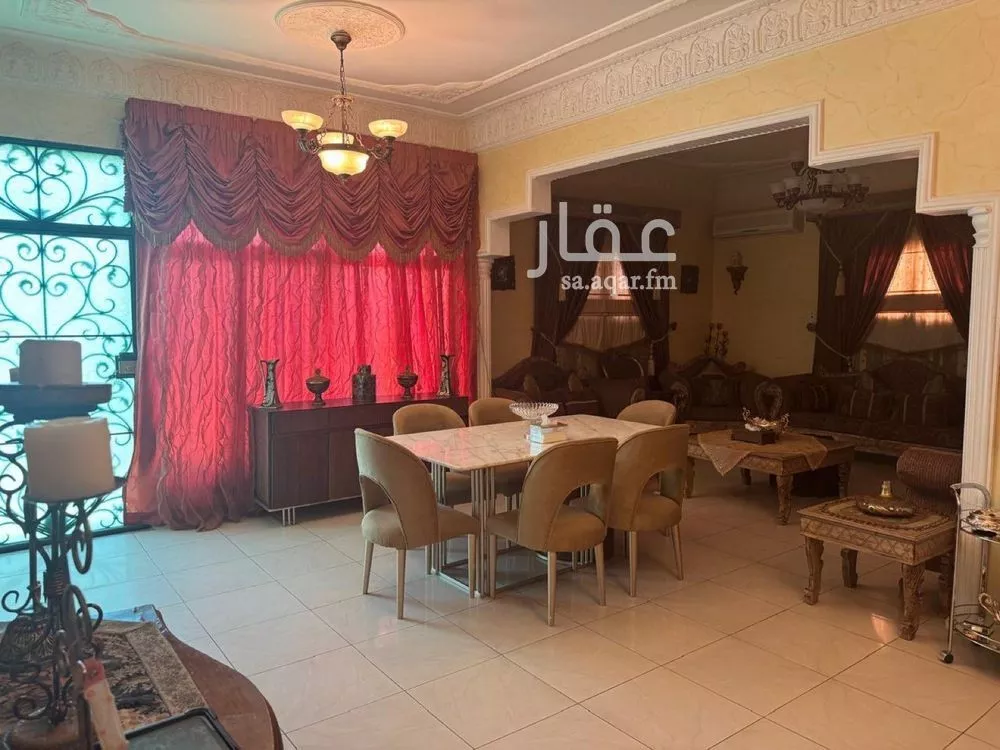8 bedroom villa in Al Zahrah 4