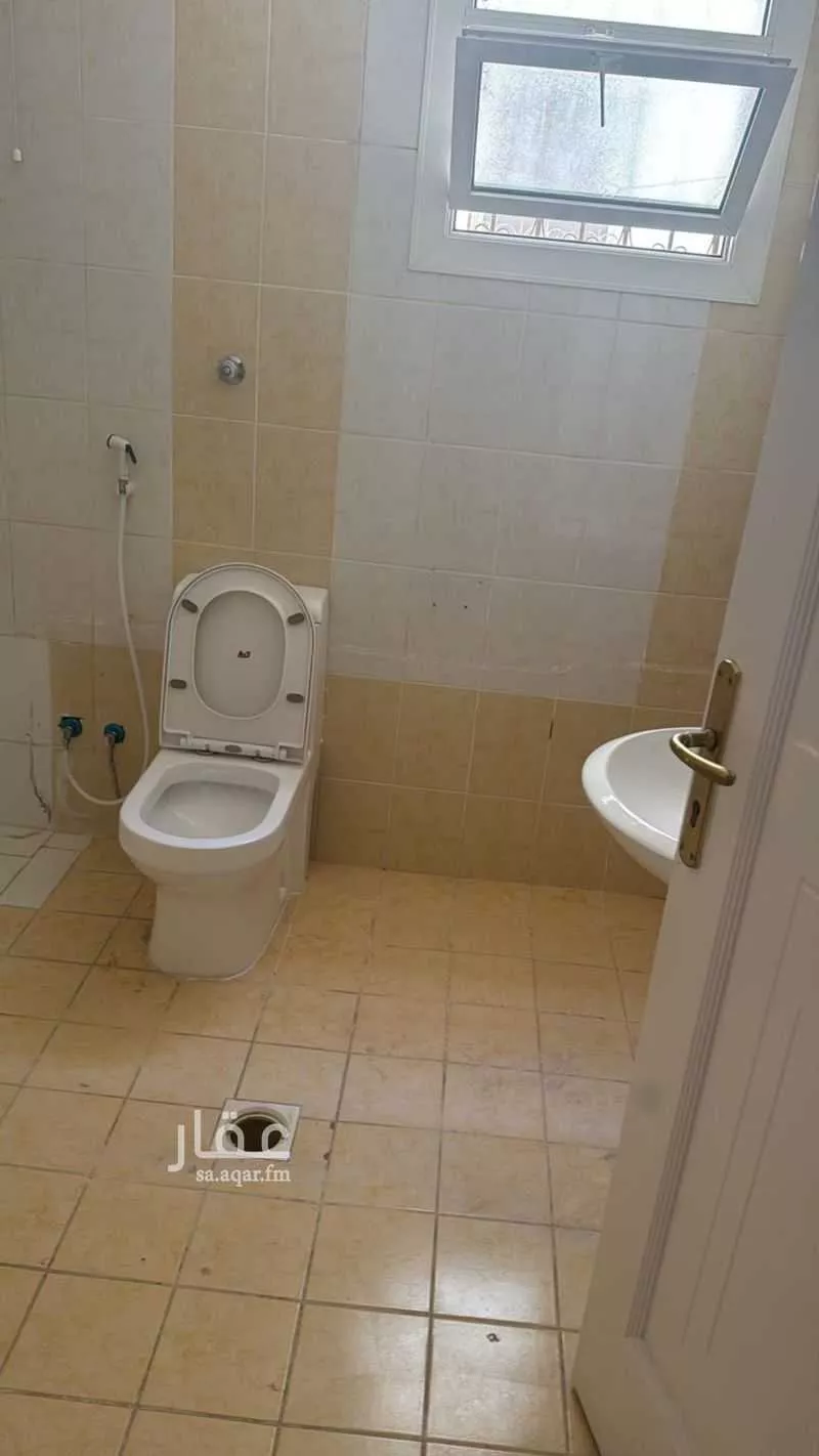 5 bedroom apartment in Mudhainib, Madinah 3