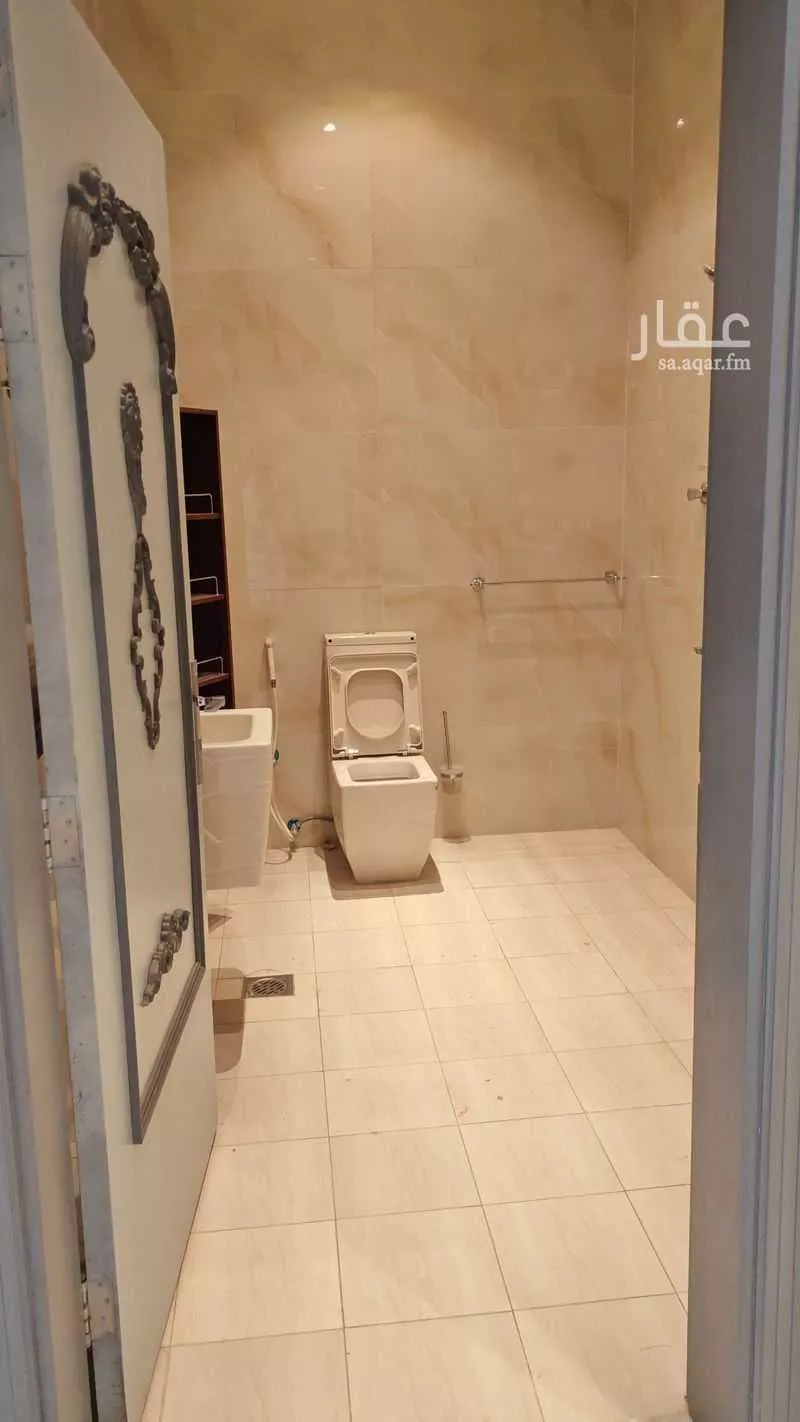 7 bedroom villa in Al Yaqout, Jeddah 18
