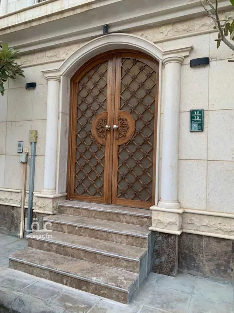 7 bedroom villa in Al Aziziyah 3