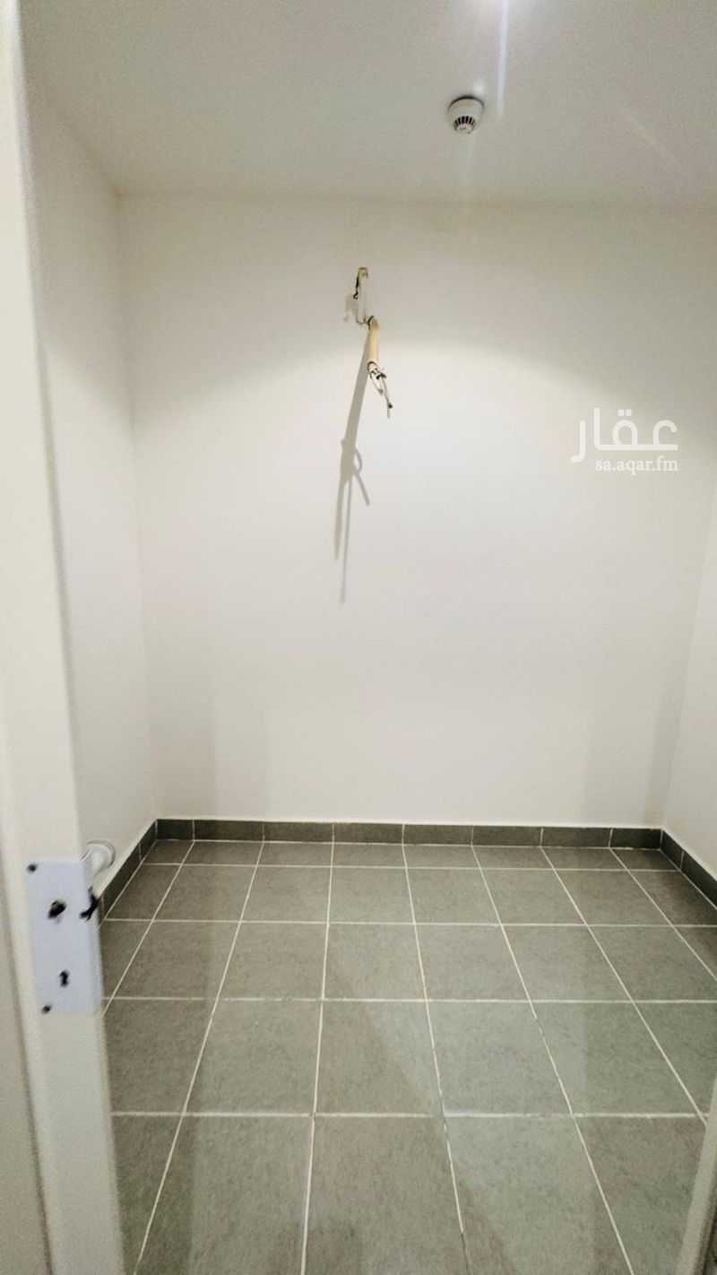 5 bedroom apartment in Al Hamdaniyah, Jeddah 8