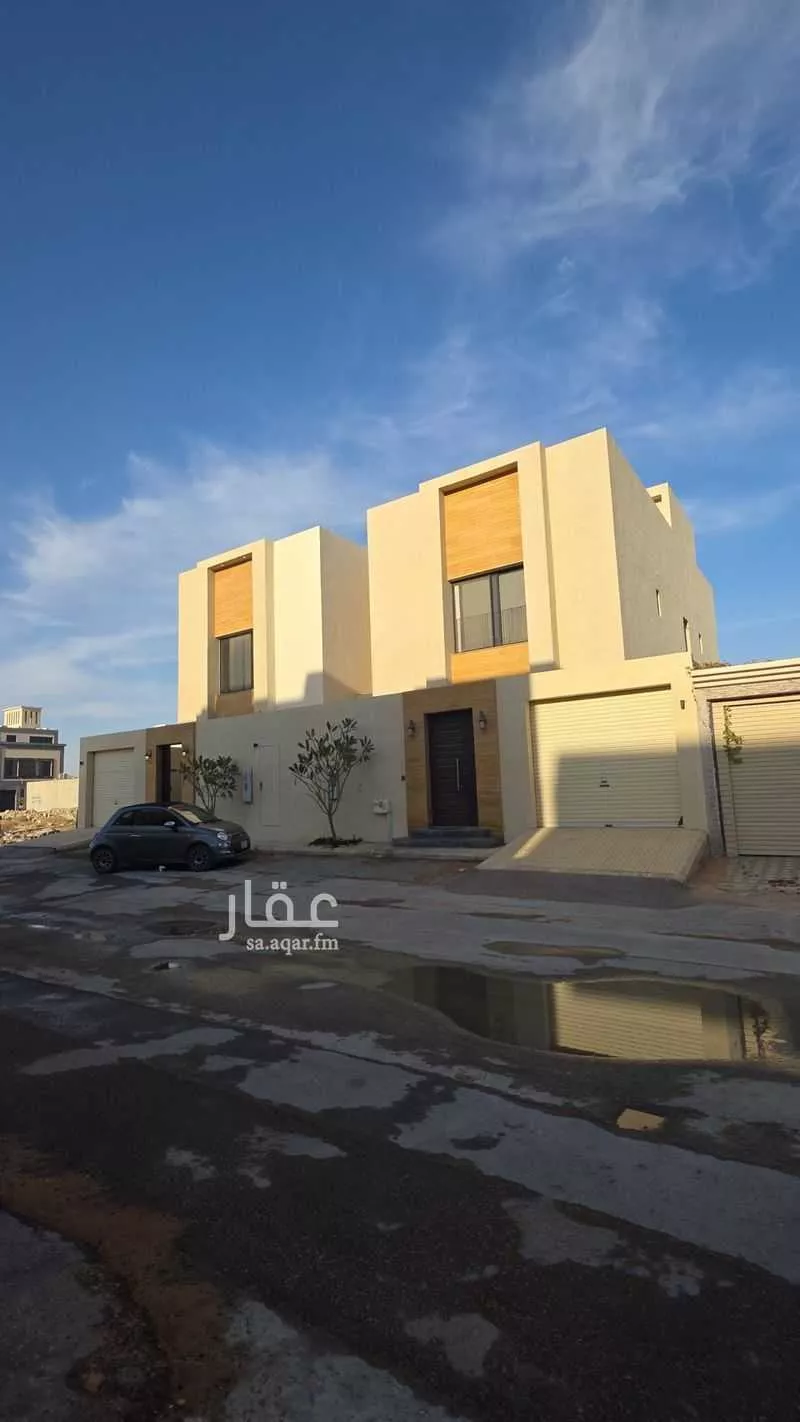 4 bedroom villa in Al Aridh 15