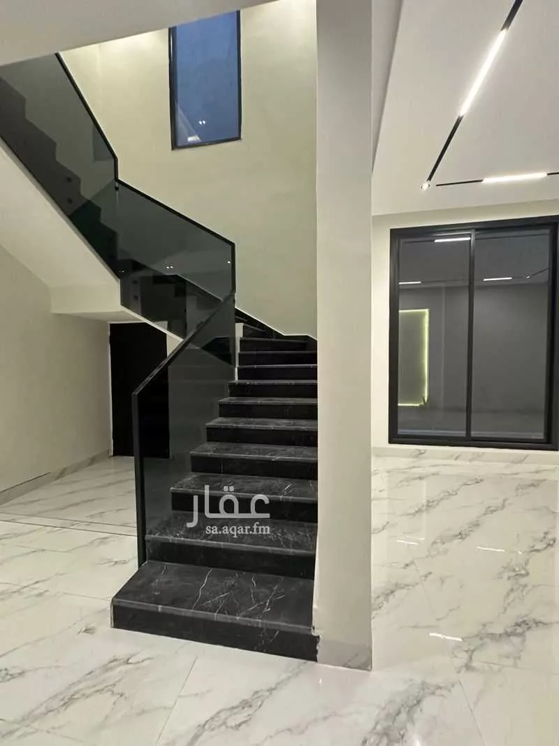 فيلا 9 غرف في الجنادرية 7