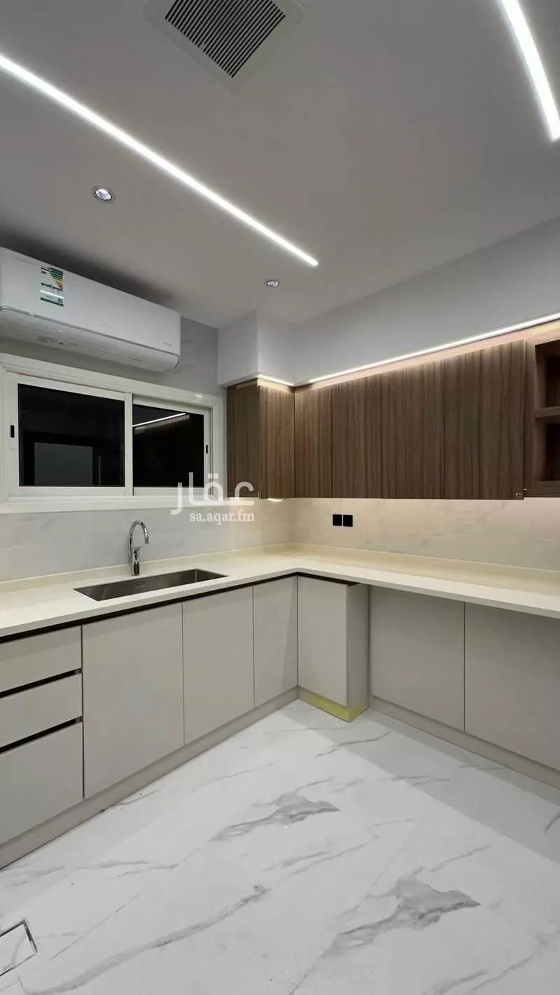7 bedroom apartment in Al Wadi 2