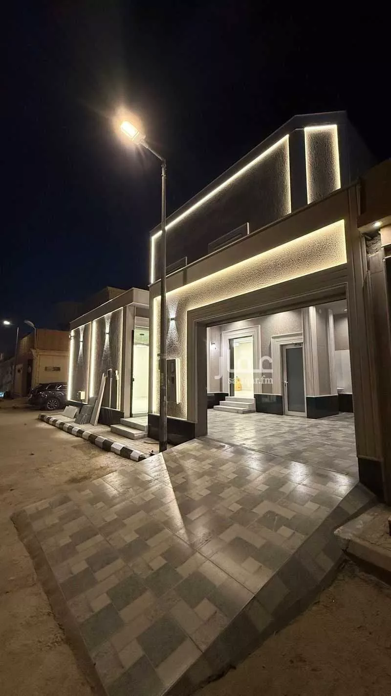 7 bedroom apartment in Al Wadi 5