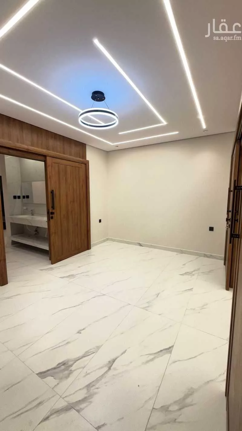 7 bedroom apartment in Al Wadi 8