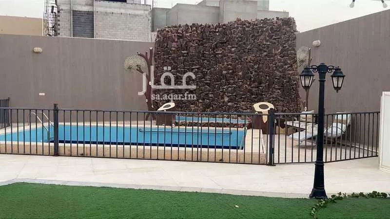 فيلا 7 غرف في القدس 9