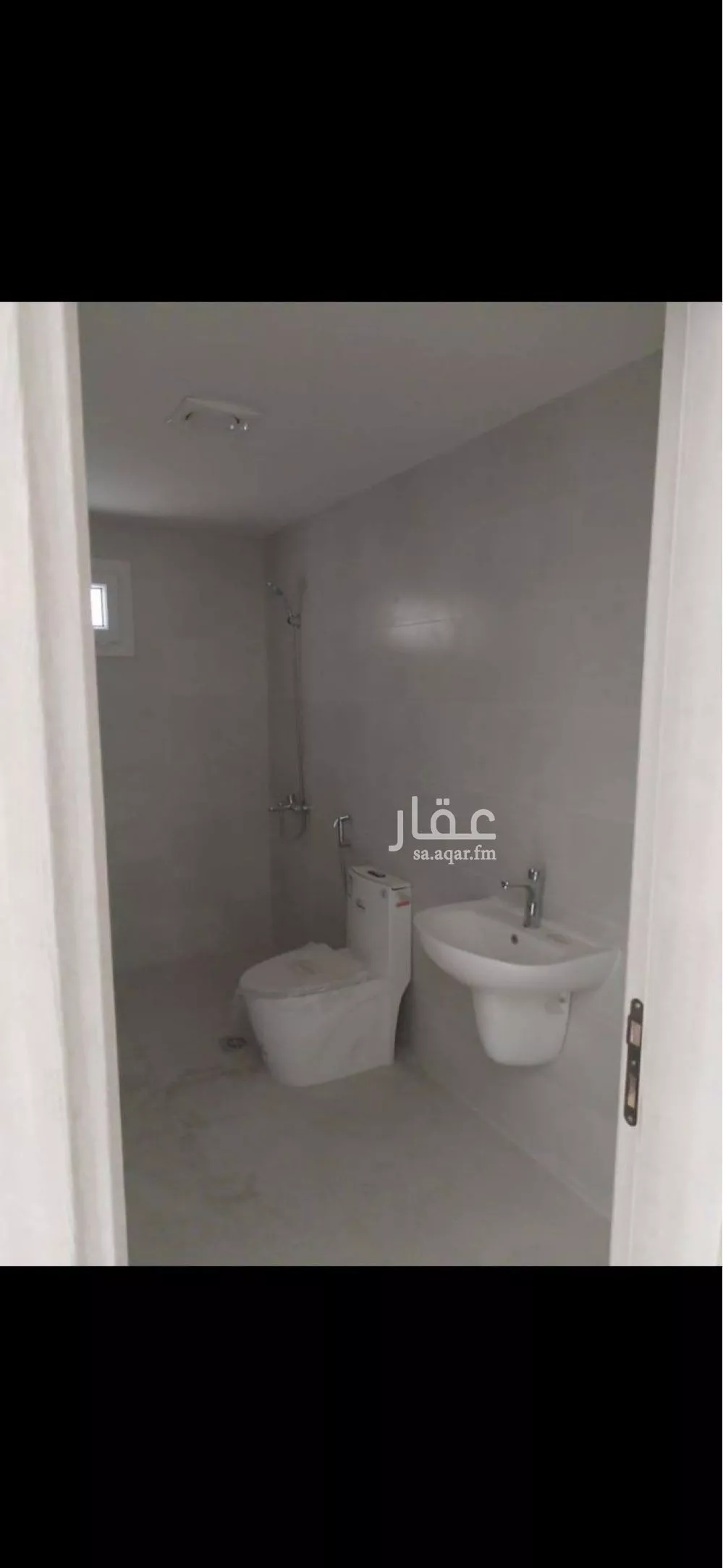 فيلا 5 غرف في العارض 9