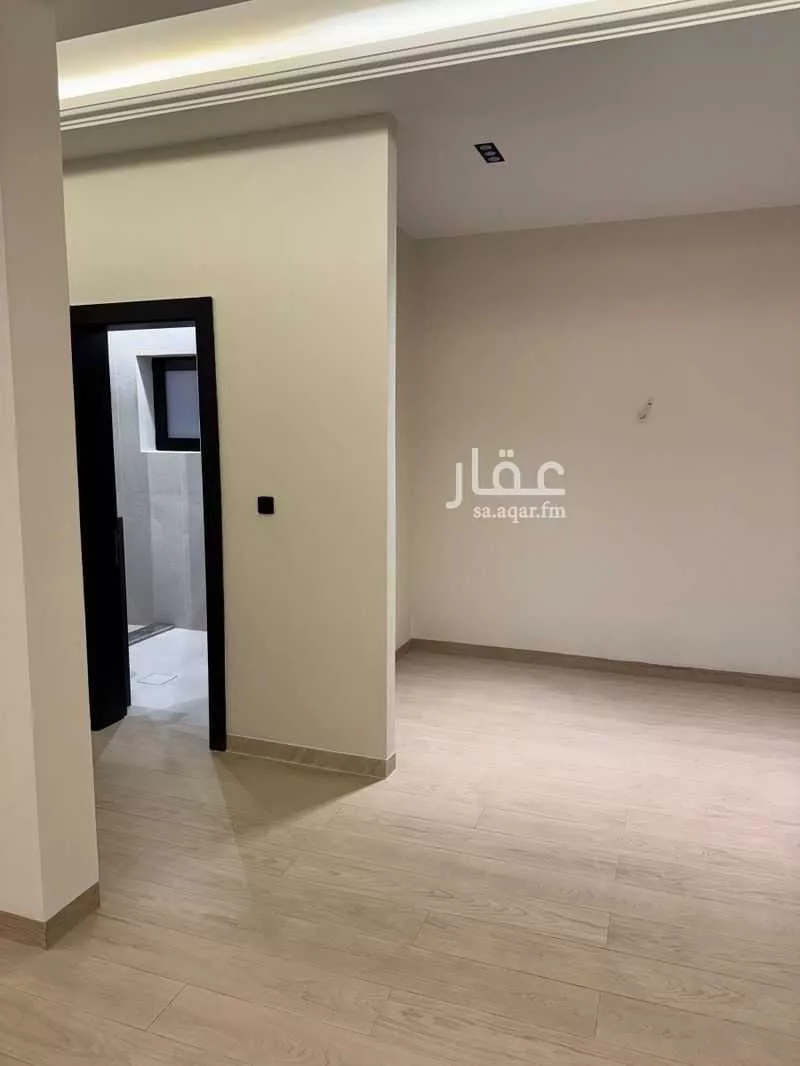 فيلا 12 غرف في الخليج 4