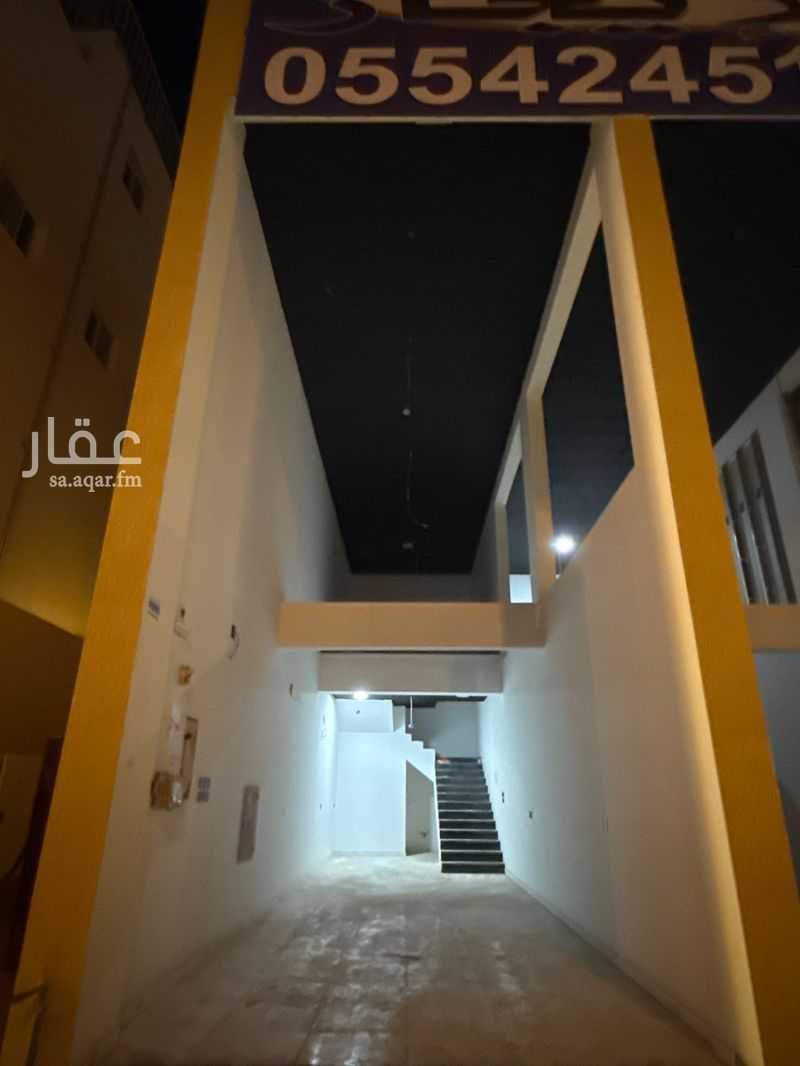 shop in Al Mahdiyyah, Riyadh 4