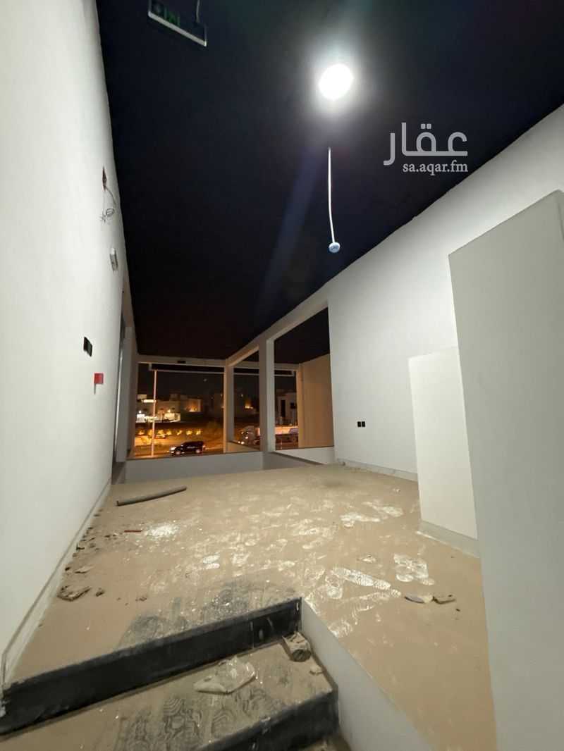 shop in Al Mahdiyyah, Riyadh 8