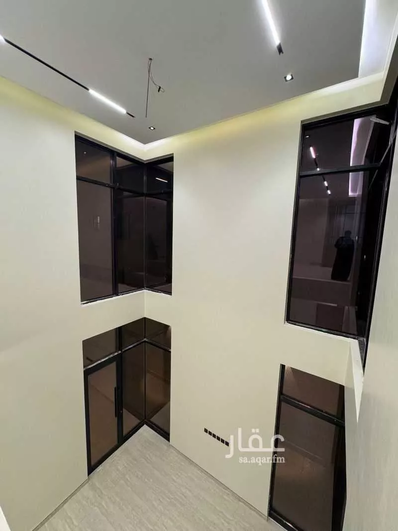 فيلا 5 غرف في القادسية 18