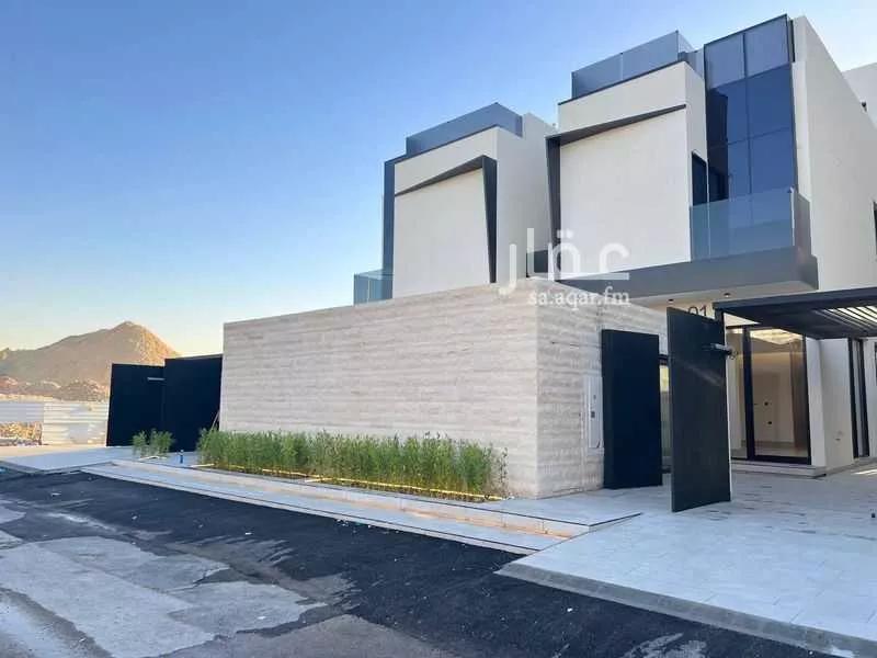 4 bedroom villa in Al Narjis 2