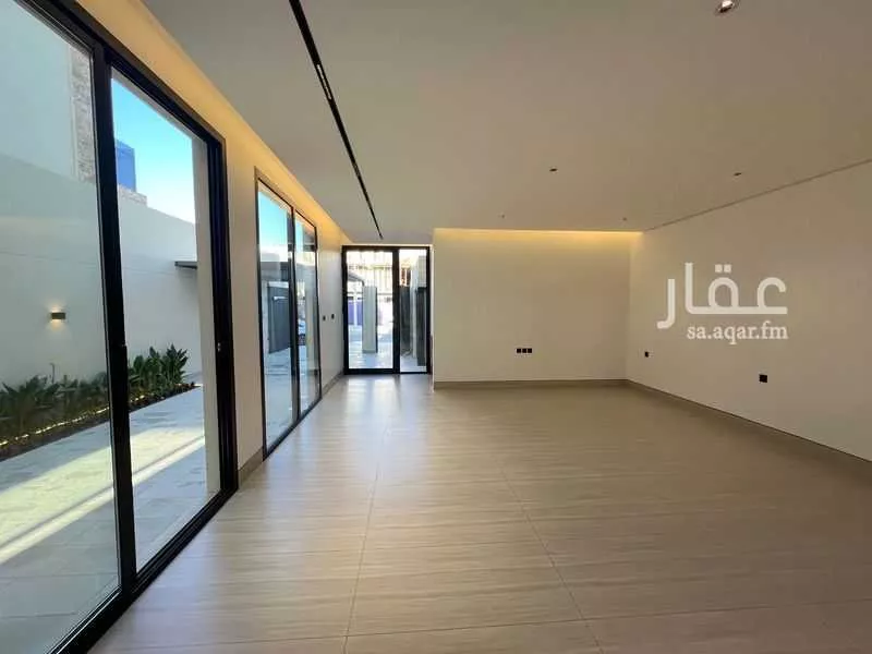 4 bedroom villa in Al Narjis 8