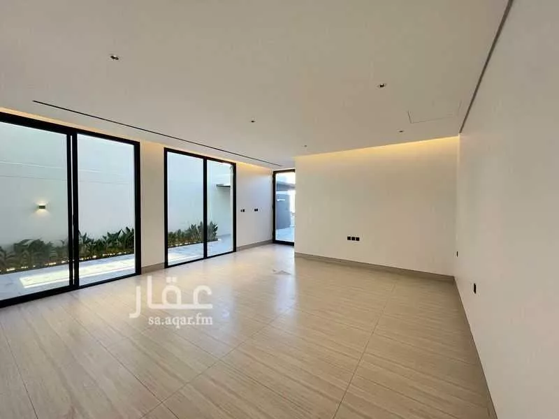 4 bedroom villa in Al Narjis 10