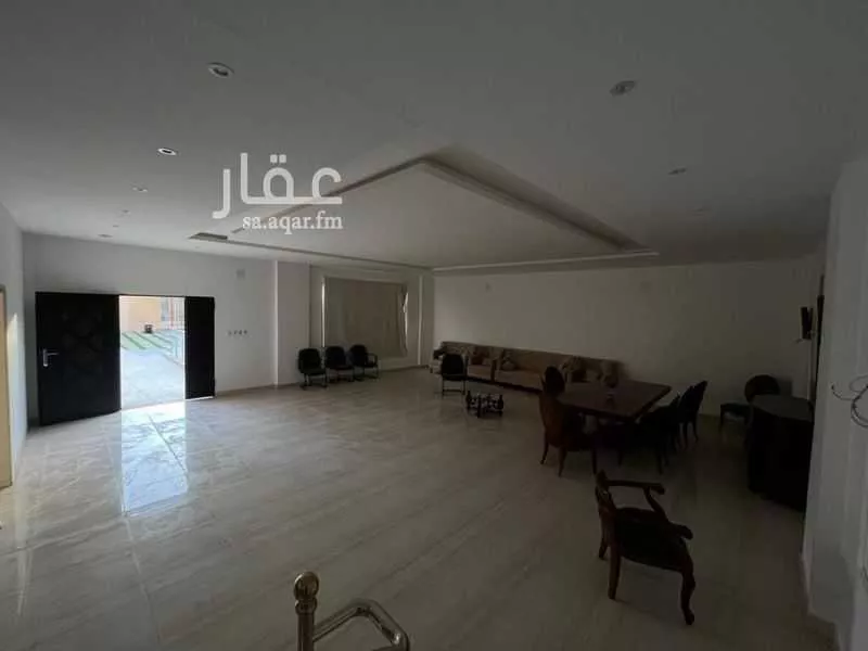 فيلا 5 غرف في بنبان 15